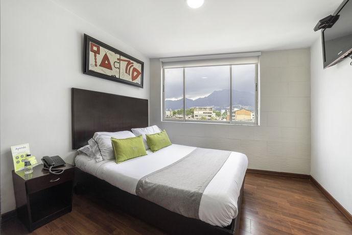 Imagen de la habitación del Hotel San Nicolas Bogota. Foto 8