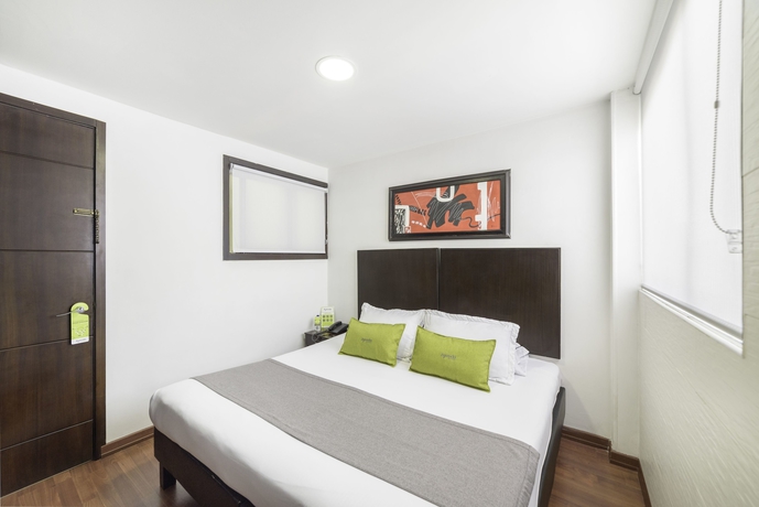 Imagen de la habitación del Hotel San Nicolas Bogota. Foto 9