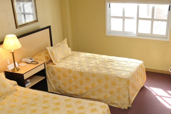 Imagen de la habitación del Hotel San Nicolas Plaza. Foto 3