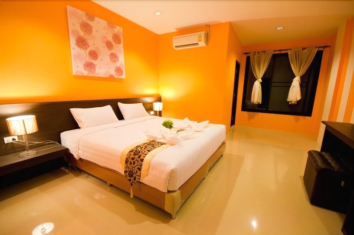 Imagen de la habitación del Hotel San Paisan Resort. Foto 14