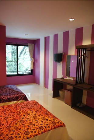 Imagen de la habitación del Hotel San Paisan Resort. Foto 16