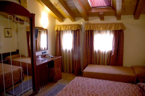 Imagen de la habitación del Hotel San Paolo, Camposampiero. Foto 4
