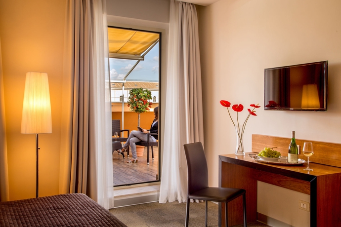 Imagen de la habitación del Hotel San Paolo Roma. Foto 9