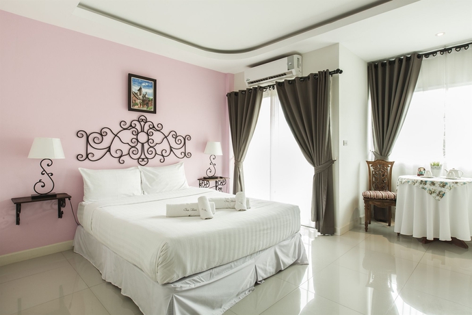 Imagen de la habitación del Hotel San Pareni. Foto 6