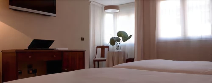 Imagen de la habitación del Hotel San Pedro, Langreo. Foto 5