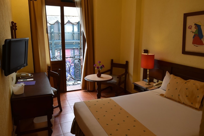 Imagen de la habitación del Hotel San Pedro Puebla. Foto 10