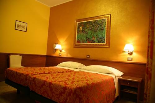 Imagen de la habitación del Hotel San Pellegrino, San Cesario Sul Panaro. Foto 6