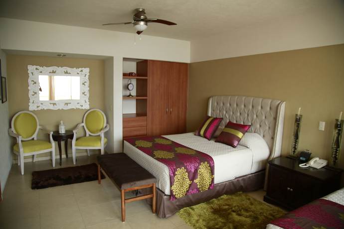Imagen de la habitación del Hotel San Pietro Boutique. Foto 6