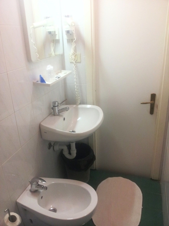 Imagen de la habitación del Hotel San Pietro, Chiavari. Foto 12