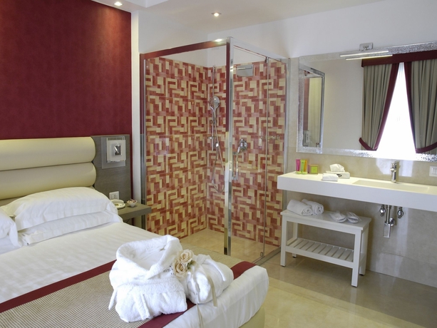 Imagen de la habitación del Hotel San Pietro, N&aacute;poles. Foto 13