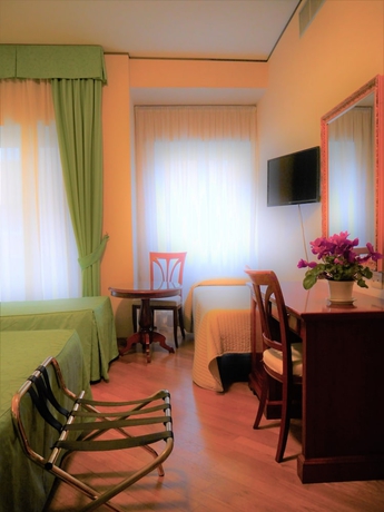 Imagen de la habitación del Hotel San Pietro, Vaticano. Foto 7