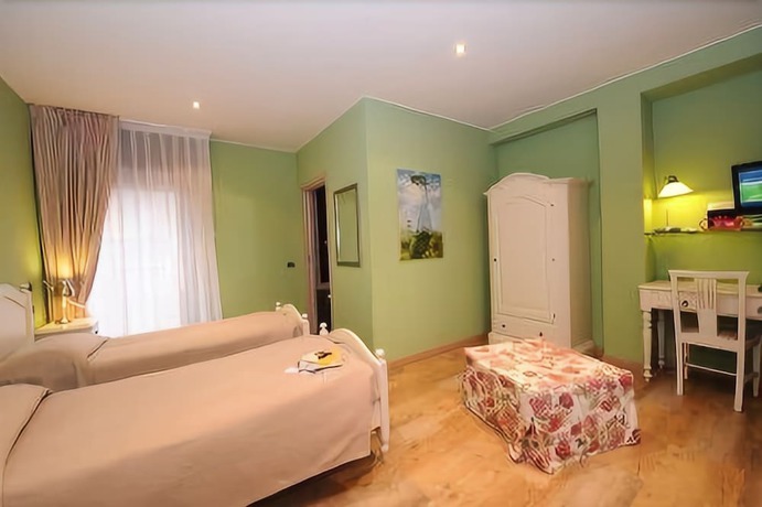 Imagen de la habitación del Hotel San Pietro, Villafranca de Verona. Foto 14