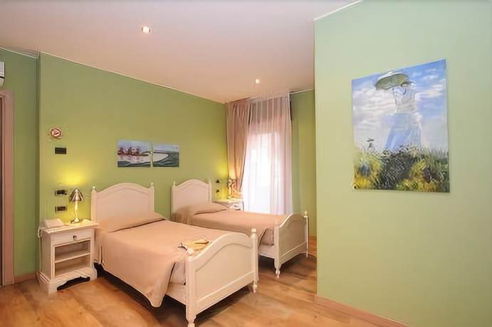 Imagen de la habitación del Hotel San Pietro, Villafranca de Verona. Foto 18