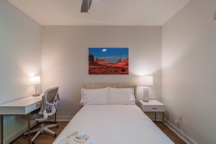 Imagen de la habitación del Hotel San Portella. Foto 6