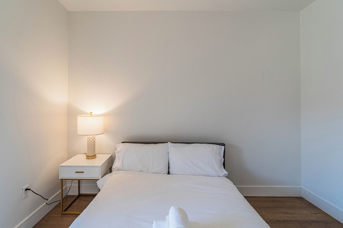Imagen de la habitación del Hotel San Portella. Foto 9