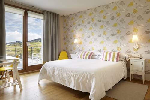 Imagen de la habitación del Hotel San Prudentzio. Foto 9