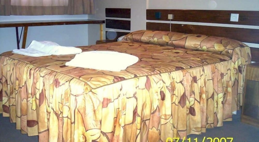 Imagen de la habitación del Hotel San Rafael, SAN RAFAEL. Foto 7