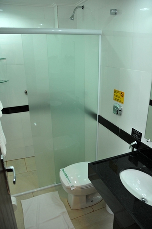 Imagen de la habitación del Hotel San Rafael, Vila Paraguaia. Foto 4