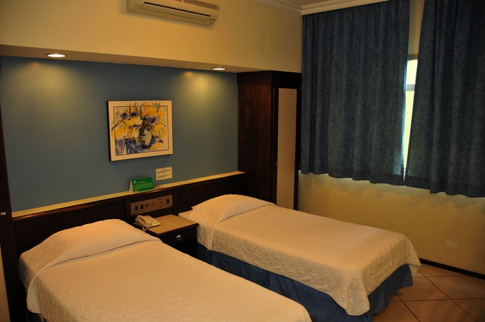 Imagen de la habitación del Hotel San Rafael, Vila Paraguaia. Foto 12