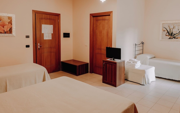 Imagen de la habitación del Hotel San Raffaele Restaurant and Resort. Foto 7