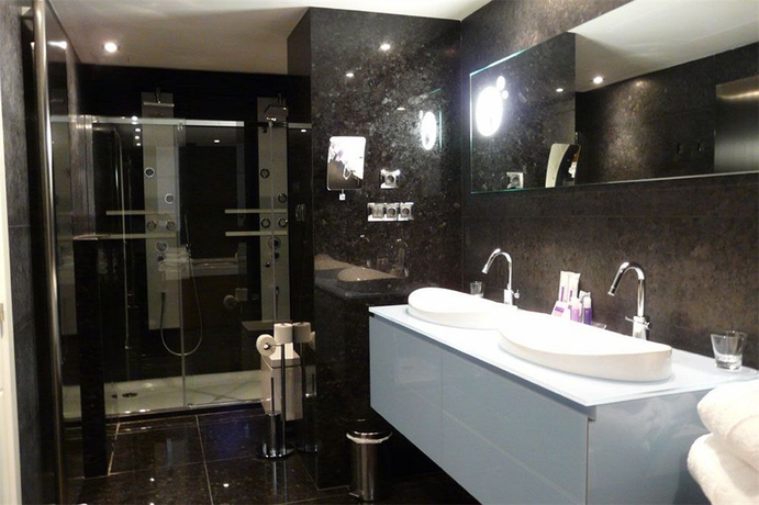 Imagen de la habitación del Hotel San Ramon Del Somontano. Foto 4