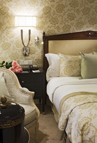 Imagen de la habitación del Hotel San Régis. Foto 4