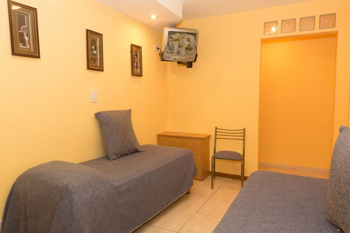 Imagen de la habitación del Hotel San Remo City. Foto 8