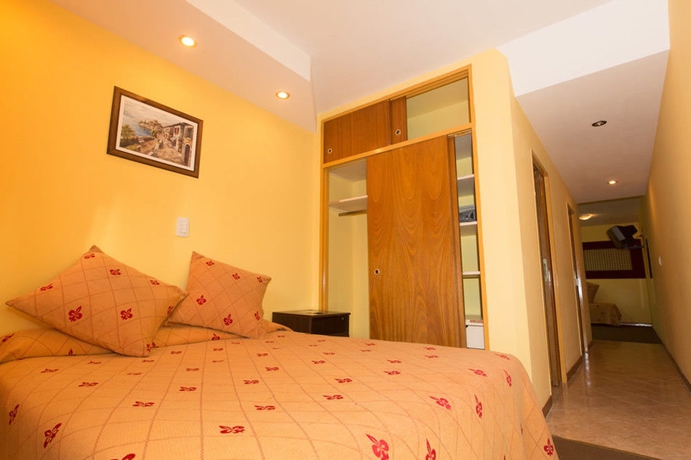 Imagen de la habitación del Hotel San Remo City. Foto 10