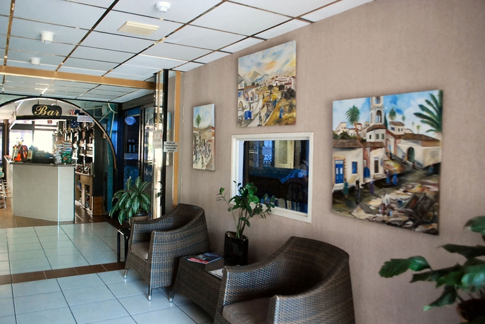 Imagen de los interiores del Hotel San Remo, Larnaca. Foto 13