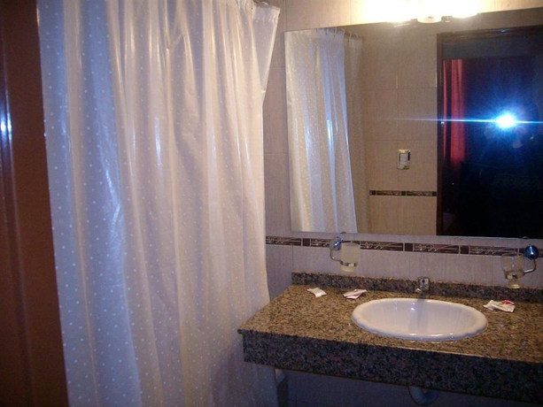 Imagen de la habitación del Hotel San Remo Resort. Foto 3