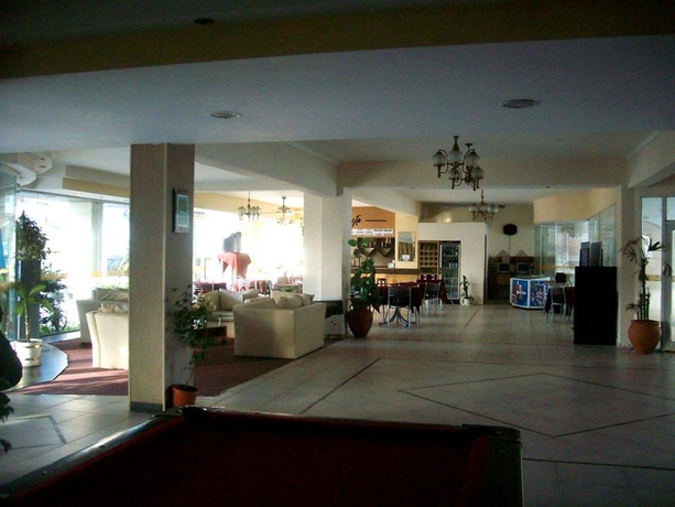 Imagen de los interiores del Hotel San Remo Resort. Foto 7