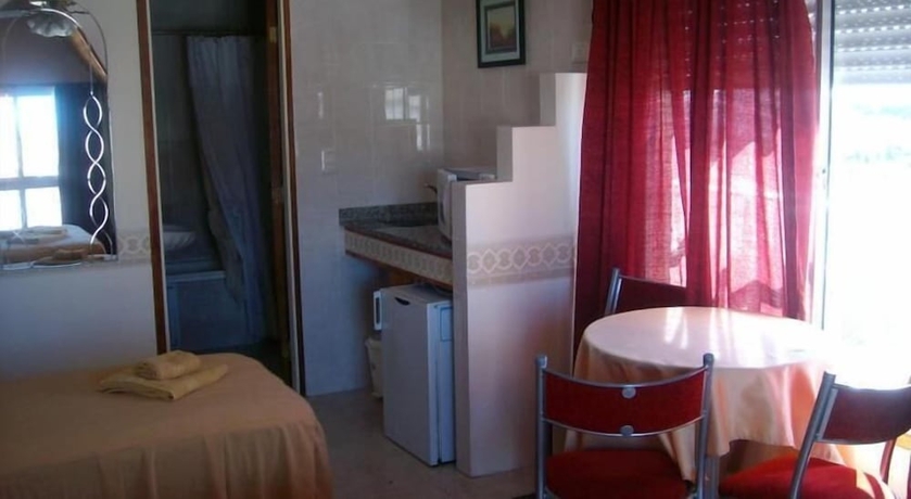 Imagen de la habitación del Hotel San Remo World. Foto 10