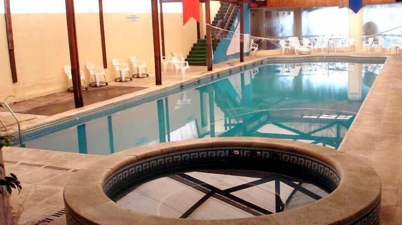 Imagen de la piscina del Hotel San Remo World. Foto 18