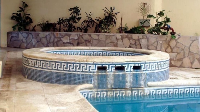 Imagen de la piscina del Hotel San Remo World. Foto 19