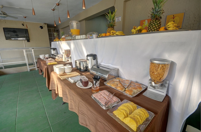 Imagen del bar/restaurante del Hotel San Roque Panama. Foto 6