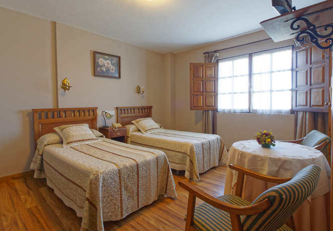 Imagen general del Hotel San Roque, Santillana de Mar. Foto 5