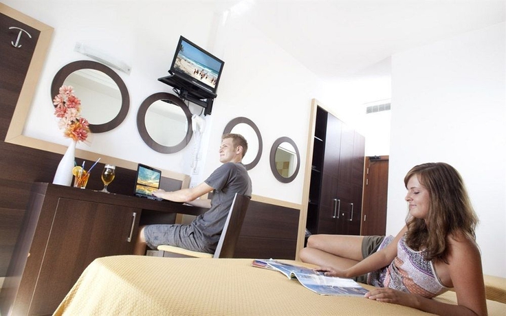 Imagen de la habitación del Hotel San Salvador, Bellaria-Igea Marina. Foto 10