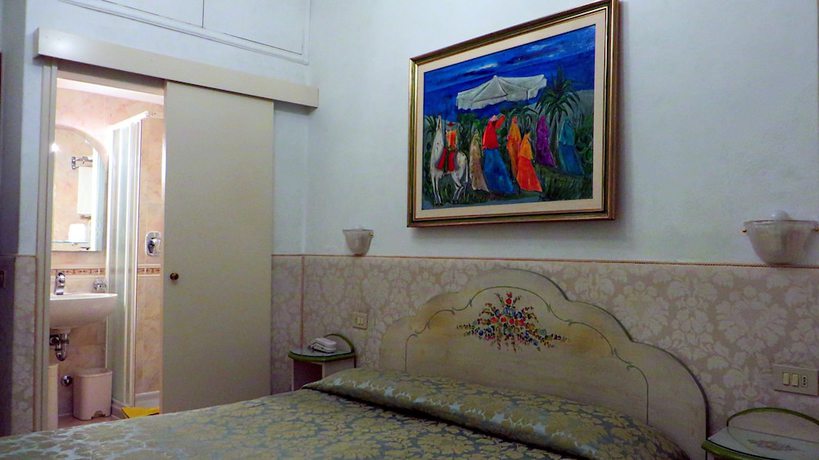 Imagen de la habitación del Hotel San Salvador, Venecia. Foto 5