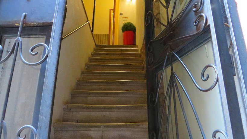 Imagen de los exteriores del Hotel San Salvador, Venecia. Foto 12