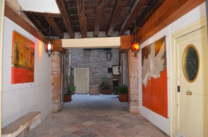 Imagen de los exteriores del Hotel San Samuele. Foto 6