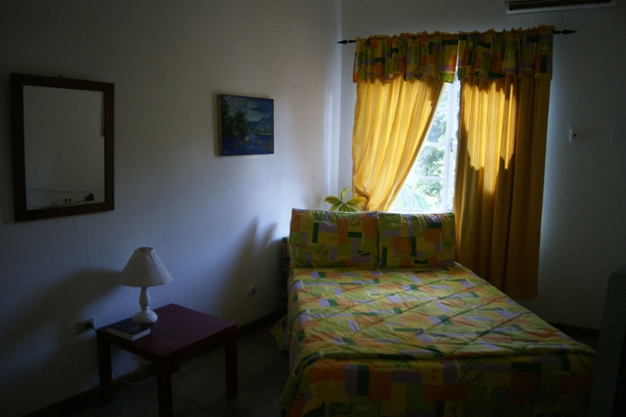 Imagen de la habitación del Hotel San San Tropez. Foto 8