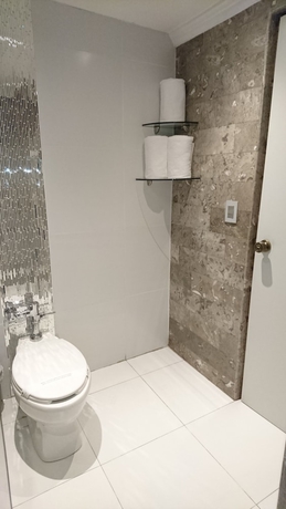 Imagen de la habitación del Hotel San Sebastian. Foto 9