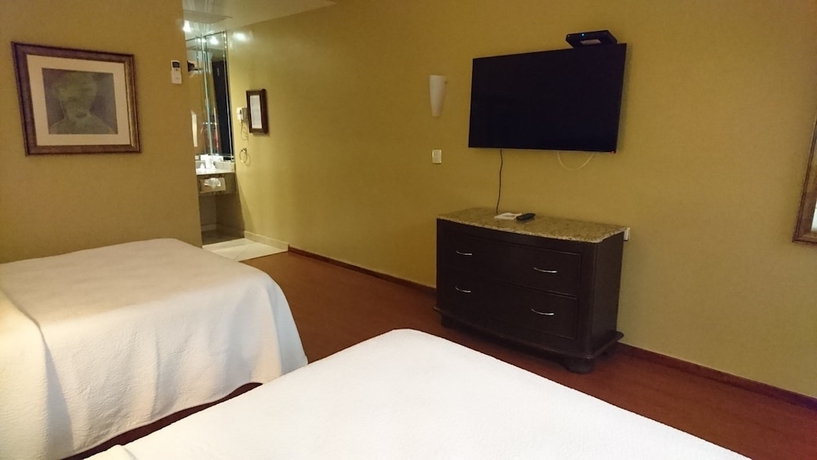 Imagen de la habitación del Hotel San Sebastian. Foto 10