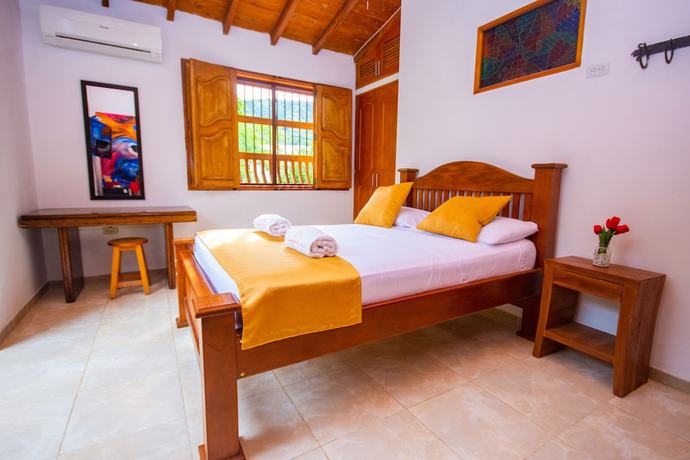 Imagen de la habitación del Hotel San Sebastian del Tonusco. Foto 16