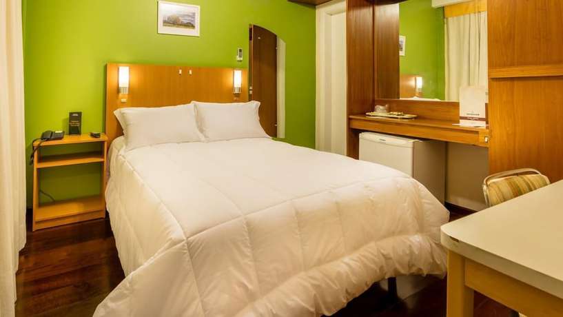 Imagen de la habitación del Hotel San Silvestre. Foto 5