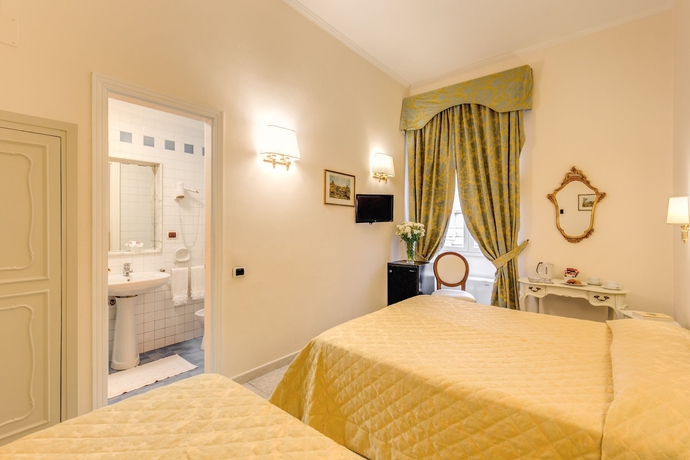 Imagen de la habitación del Hotel San Silvestro. Foto 5