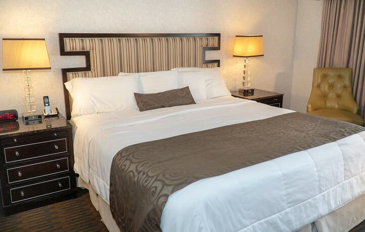 Imagen de la habitación del Hotel San Simeon Lodge. Foto 17