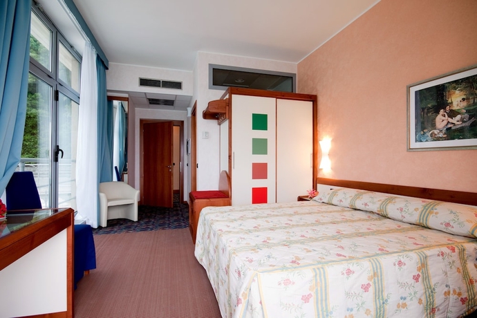 Imagen de la habitación del Hotel San Terenzo. Foto 4