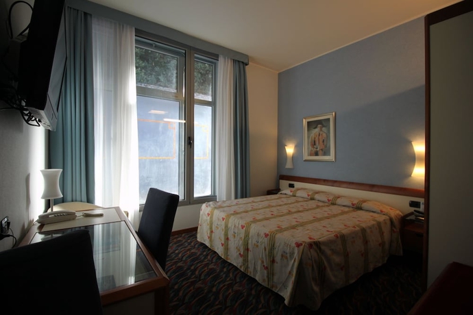 Imagen de la habitación del Hotel San Terenzo. Foto 10