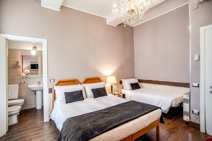 Imagen de la habitación del Hotel San Valentino, Prati. Foto 2